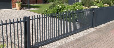 Aluminum Gate Installation in Des Moines, IA