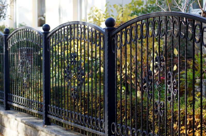 Metal Fence Construction in Des Moines, IA