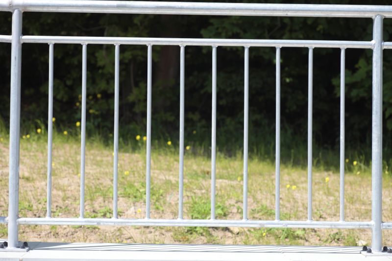 Steel Fence Construction in Des Moines, IA