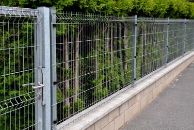 Steel Fence Replacement in Grand Rapids, MI